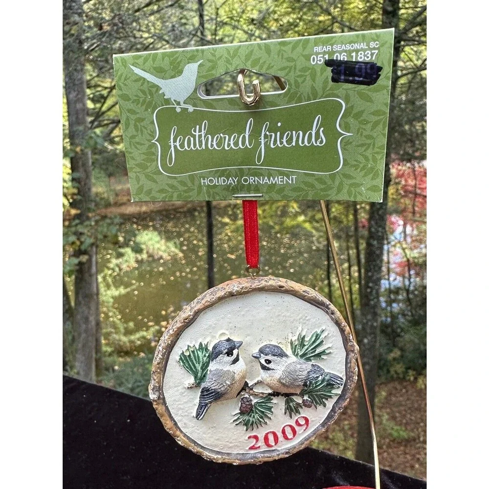 Target 2009 Feathered Friends HOLIDAY Ornament Chickadee Birds New! -S68